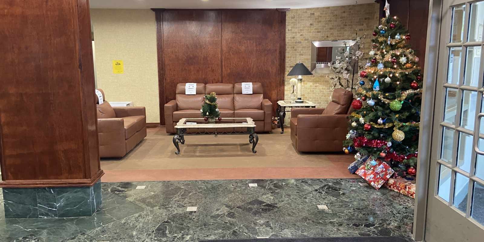 Turnberry Court by Folio Interiors - Lobby Before